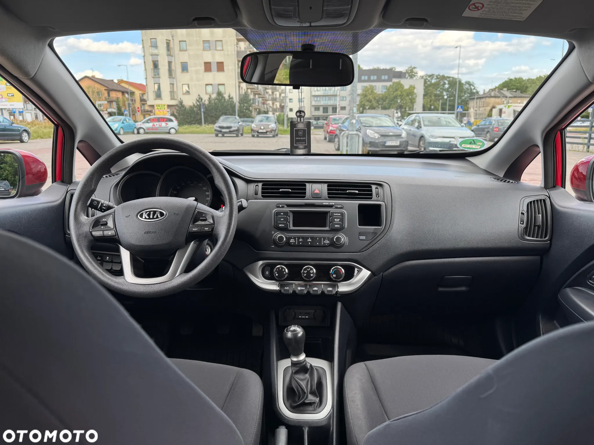 Kia Rio 1.2 M - 11