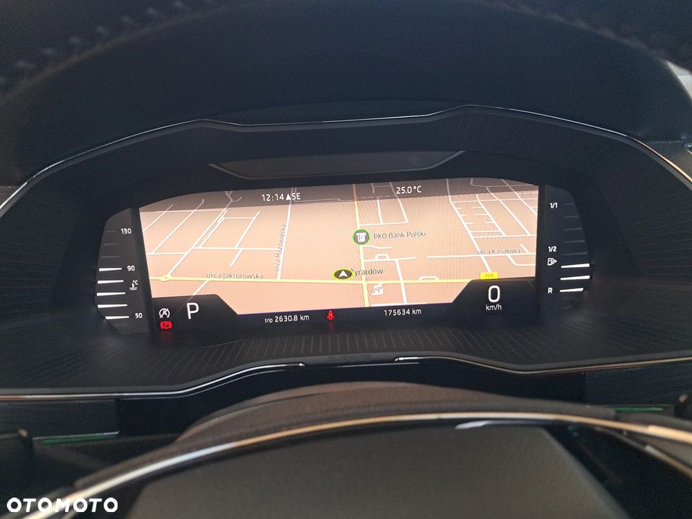 Skoda Superb 2.0 TDI DSG Selection - 23