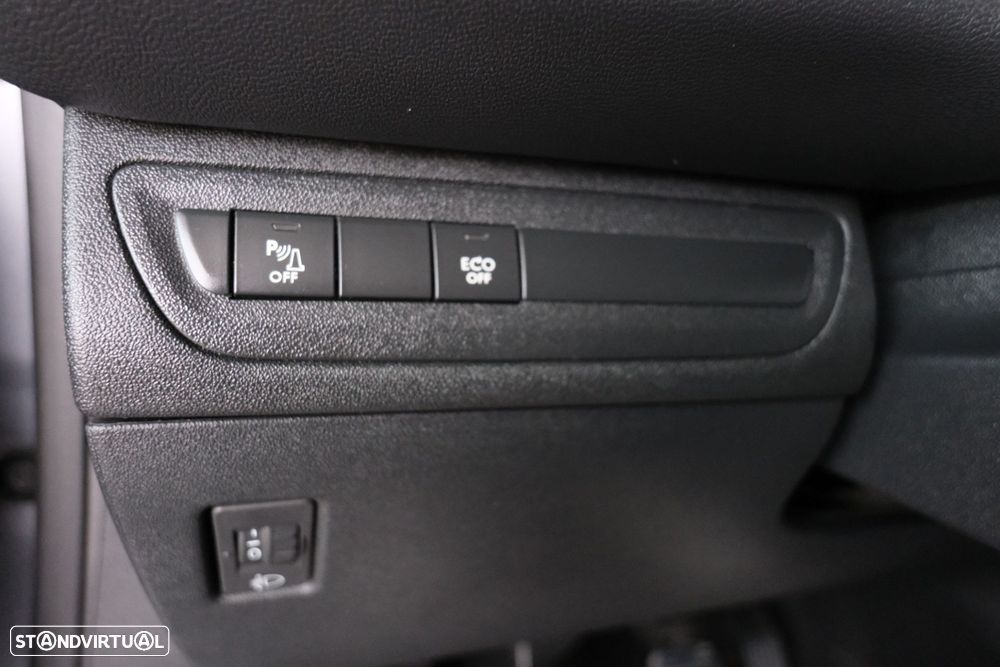 Peugeot 208 1.5 BlueHDi Signature - 27