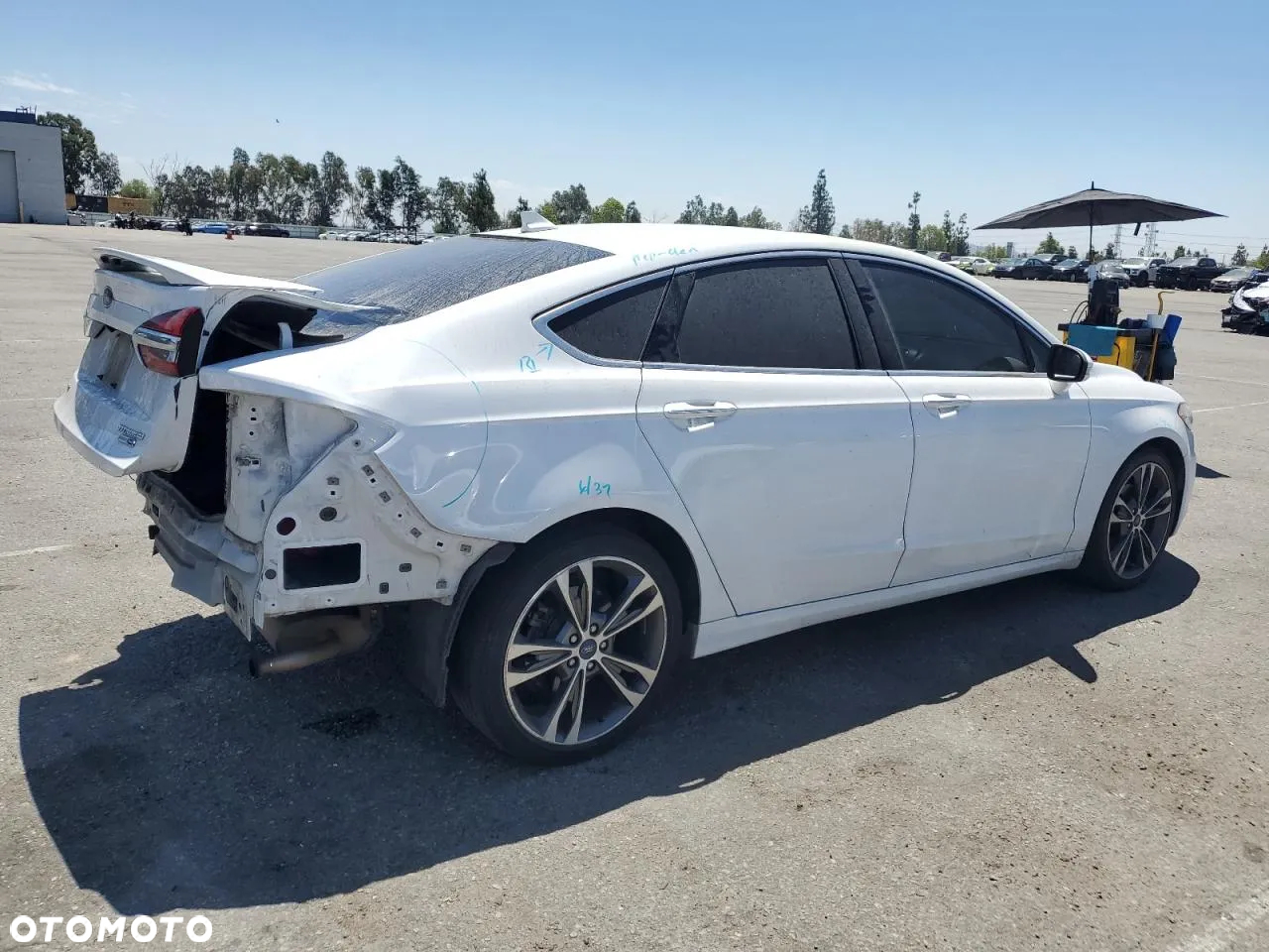 Ford Fusion 2.0 EcoBoost Titanium - 4