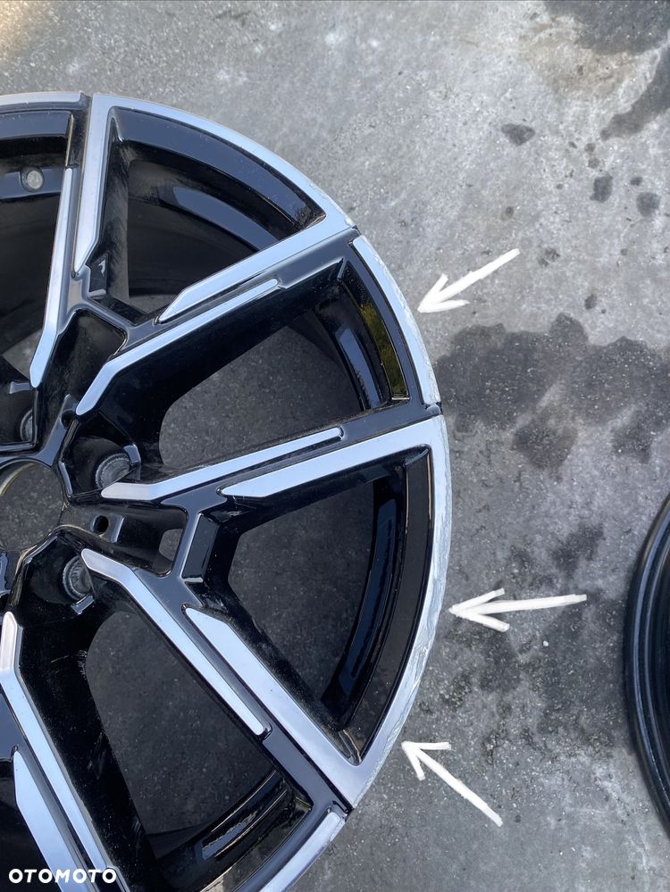 BMW IV 4 i4 G26 M pakiet M-pakiet 4 G22 G23 G24 ORYGINALNA ! felga aluminiowa 19 cali.   8.5 J x 19  8.5Jx19  5x112 5 x 112  ET35 is 35 8 1/2 J x 19  8747304 CMS 1255-4  5A504D7 BLA  032616 - 8