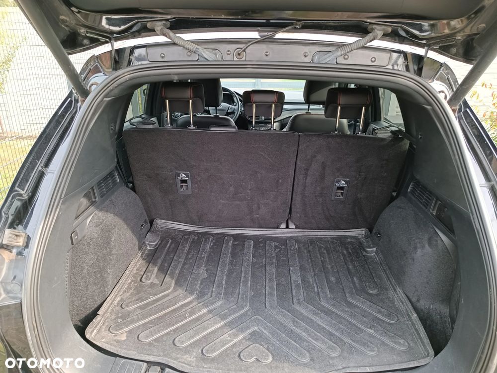 Ford Kuga 2.0 EcoBlue 4x4 ST-LINE - 17