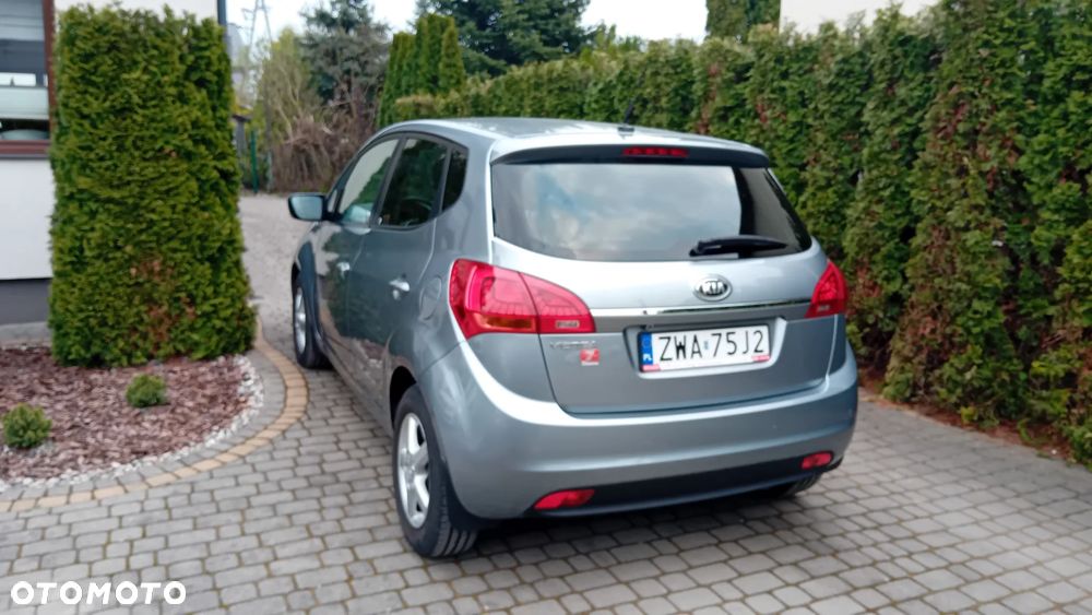 Kia Venga 1.6 Business Line - 12
