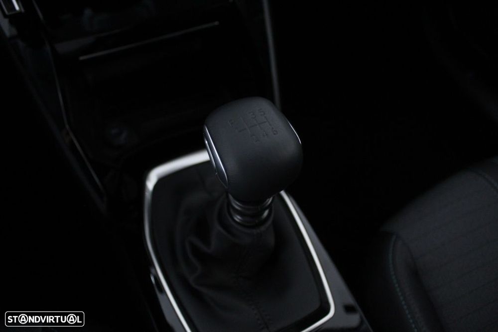 Peugeot 208 1.2 PureTech Allure Pack - 31