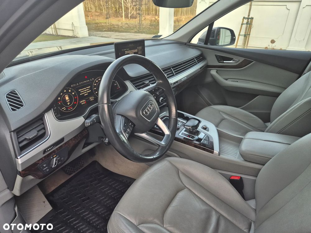 Audi Q7 - 13