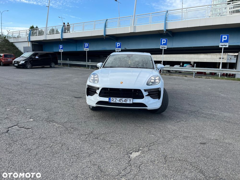 Porsche Macan Turbo - 4