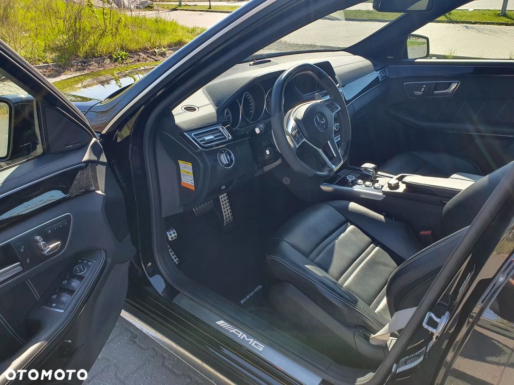 Mercedes-Benz Klasa E 63 AMG S 4-Matic - 20
