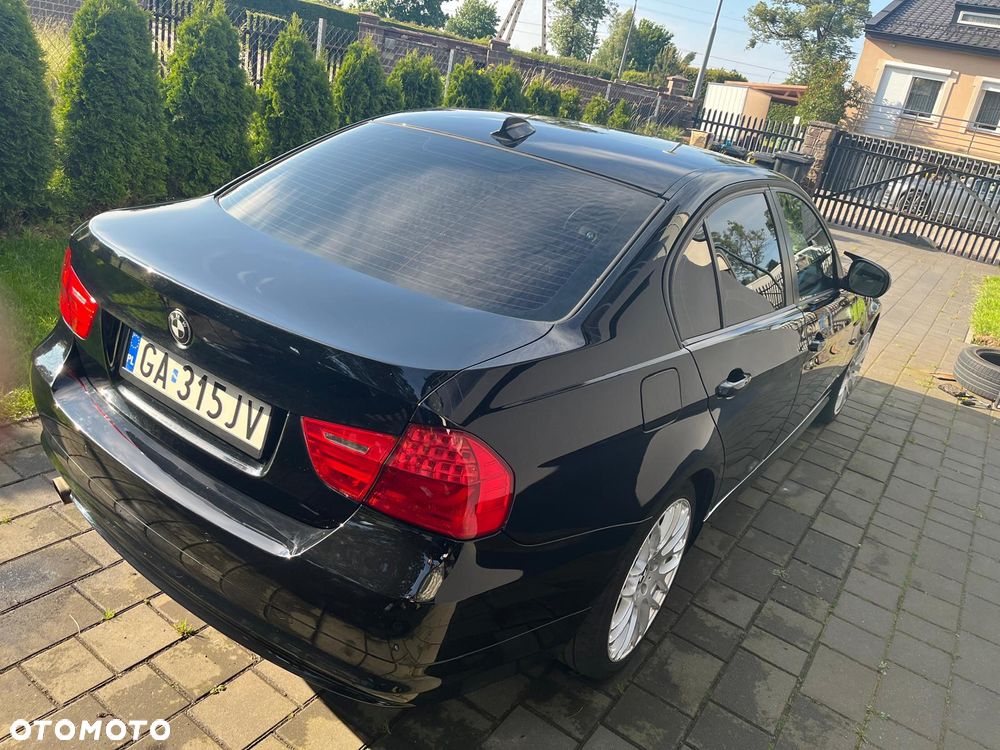 BMW Seria 3 318d - 2
