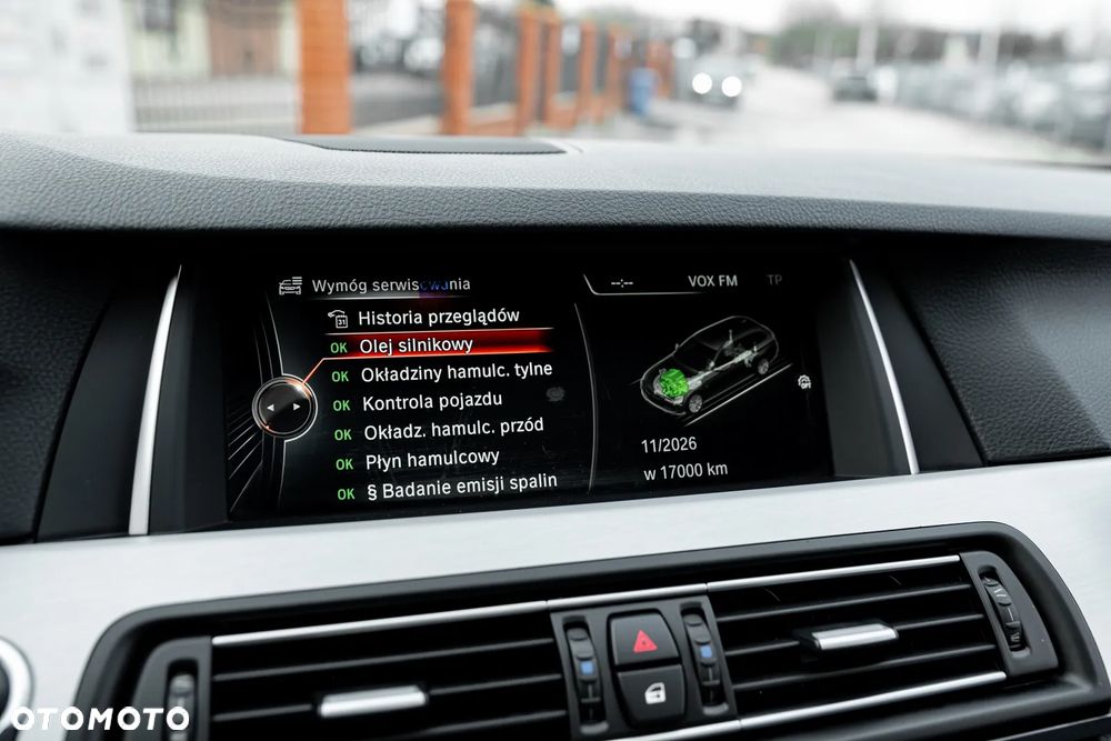 BMW Seria 5 535i xDrive Sport-Aut Luxury Line - 37