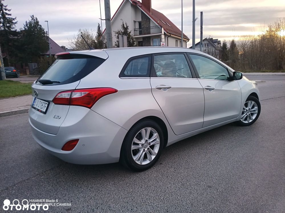 Hyundai i30 1.4 Comfort - 4
