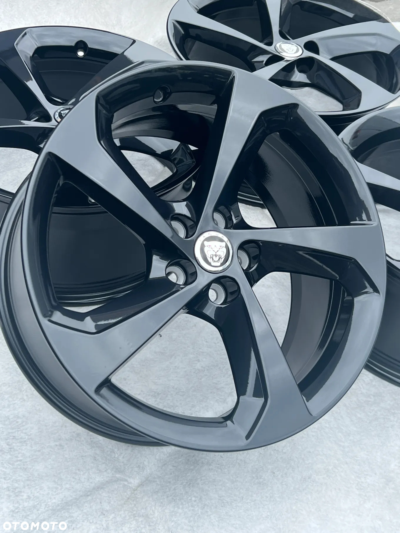 Oryginalne Felgi Jaguar F-Pace Ford Kuga Escape Edge 19'' - 11