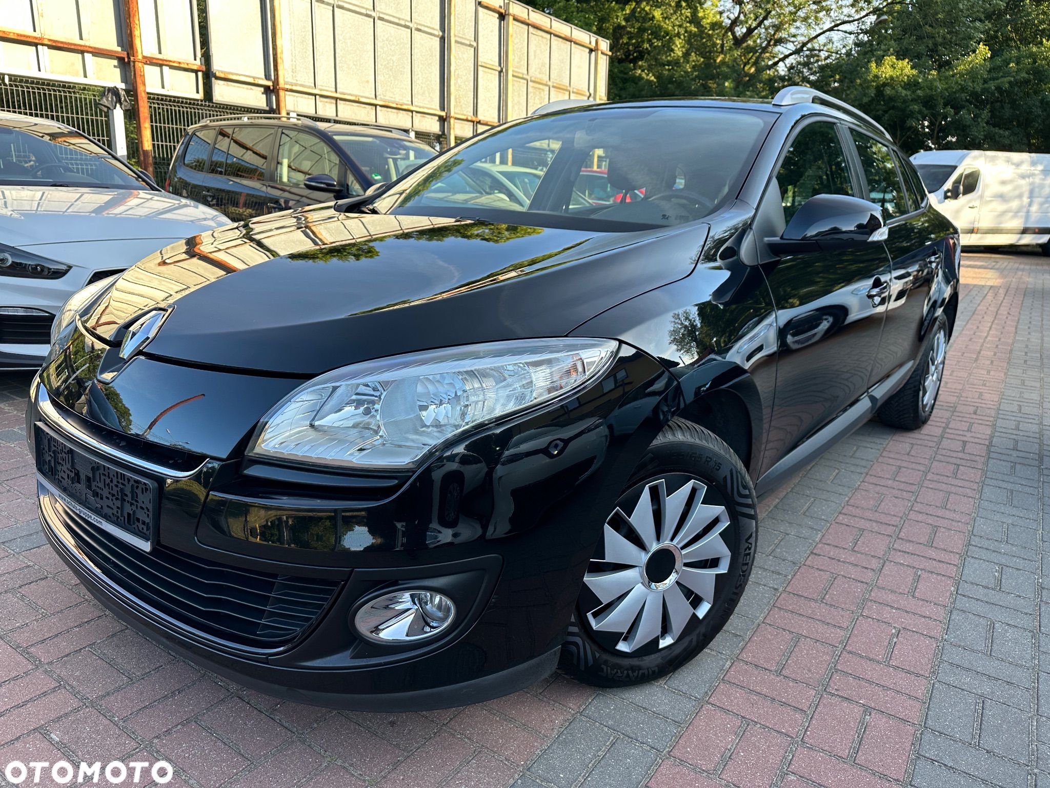 Renault Megane 1.6 16V 110 Dynamique - 1