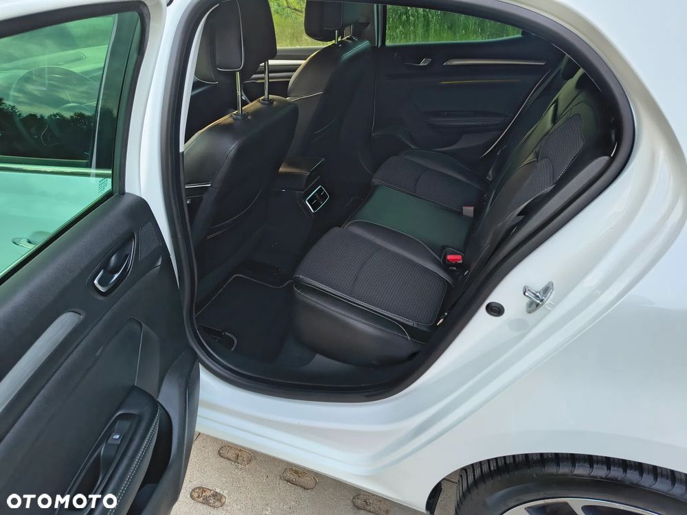 Renault Megane ENERGY dCi 130 BOSE EDITION - 27