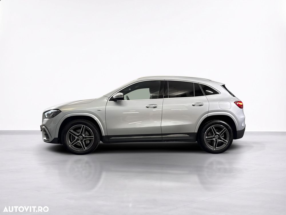 Mercedes-Benz GLA 250 e - 3