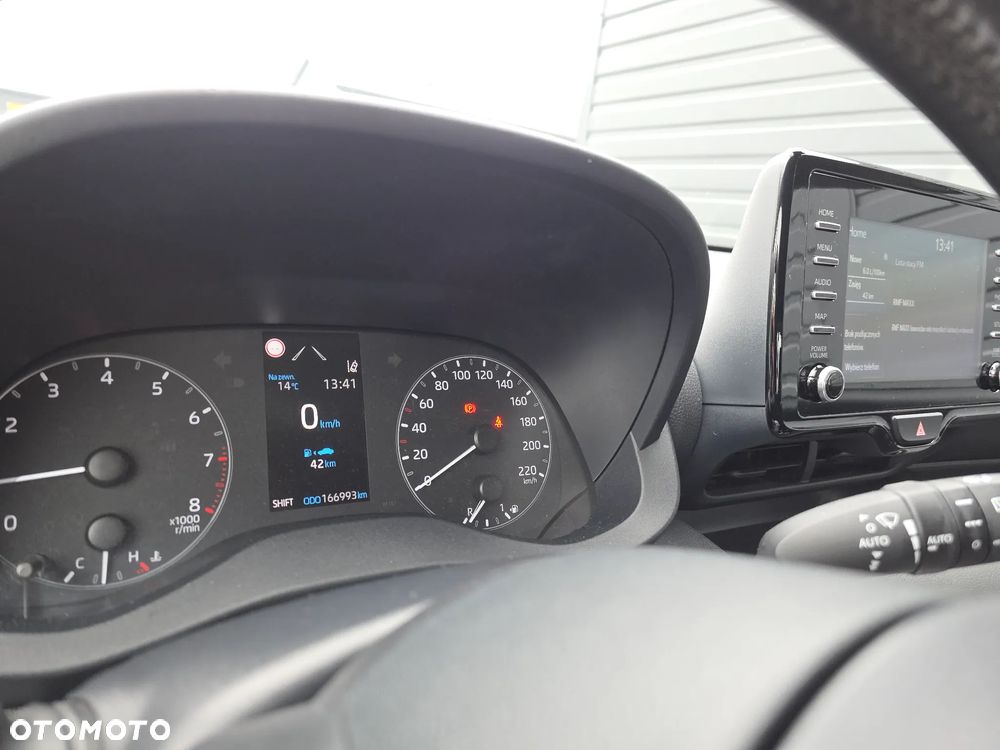 Toyota Yaris 1.5 Comfort - 6
