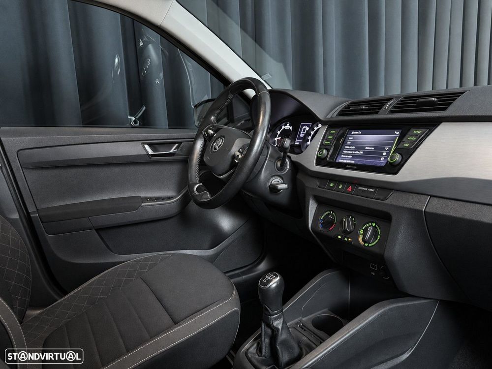 Skoda Fabia 1.0 TSI Ambition - 19