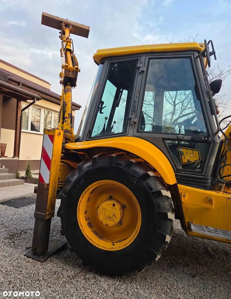 JCB 4CX - 10