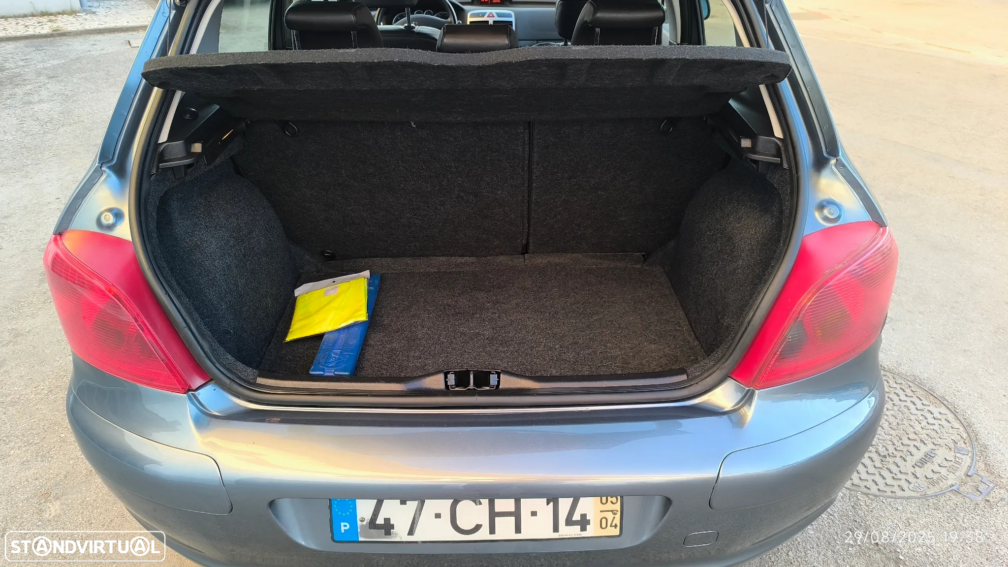 Peugeot 307 1.6 HDi Premium - 11