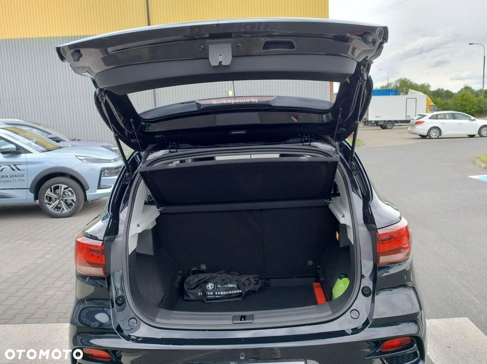 MG ZS - 9