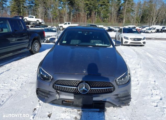 Mercedes-Benz E 300 9G-TRONIC - 11