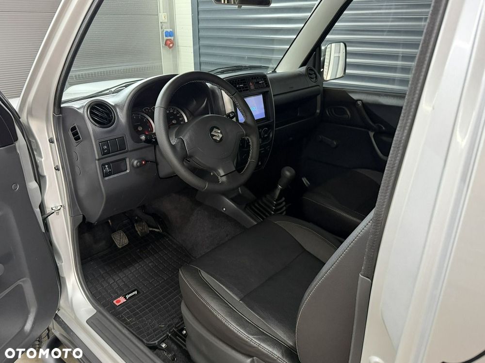 Suzuki Jimny - 13