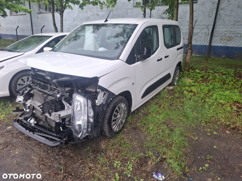 Toyota Proace City Verso 1.5 D-4D Business - 1