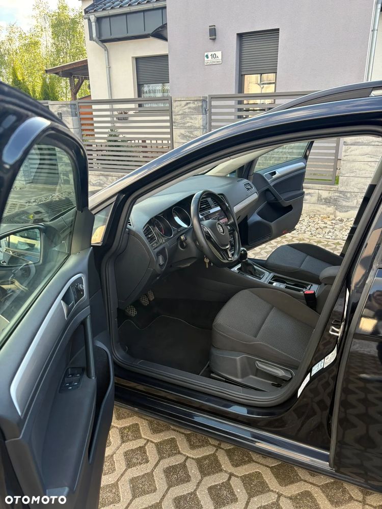 Volkswagen Golf 1.6 TDI (BlueMotion Technology) Trendline - 13