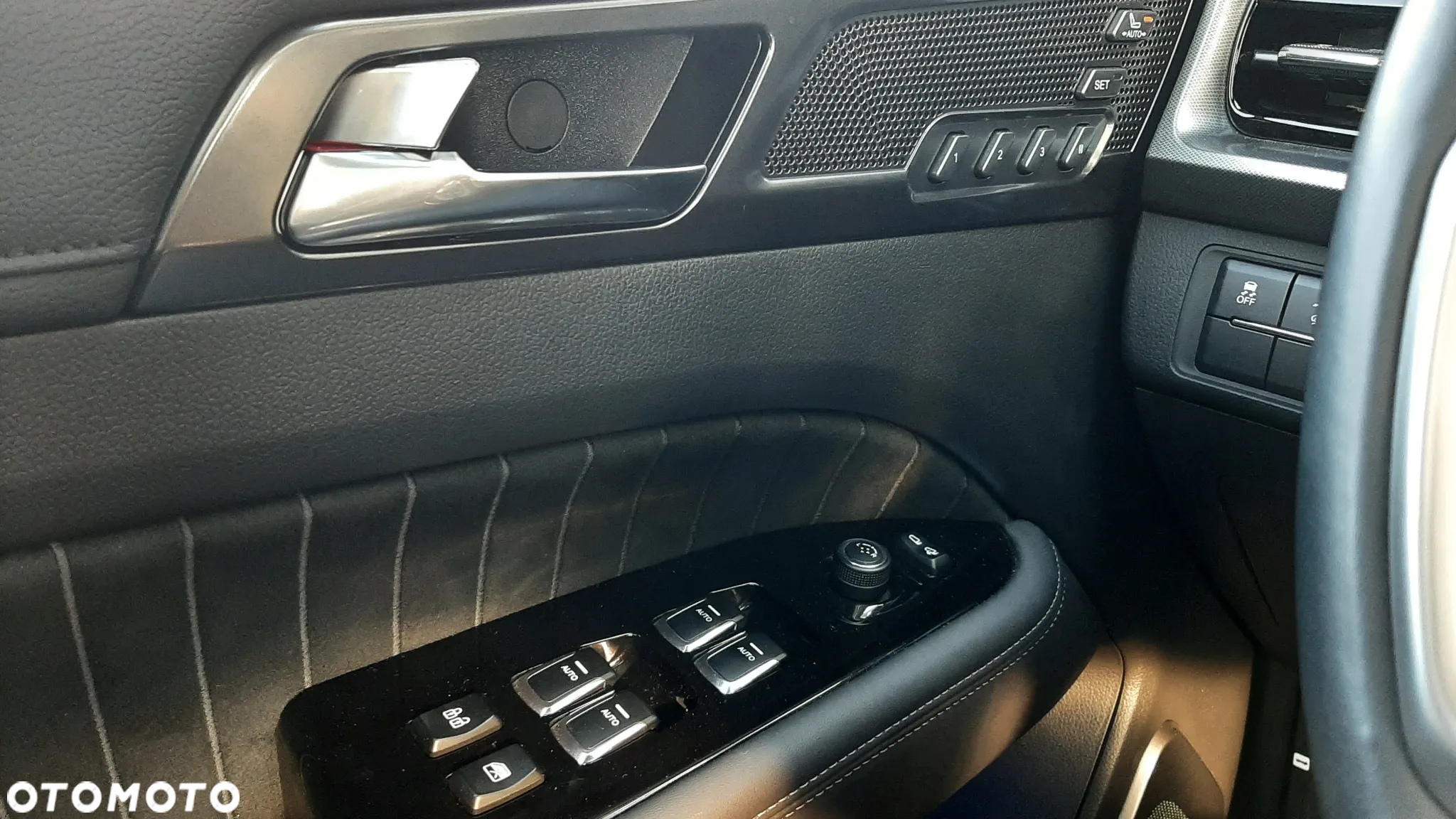 SsangYong/KGM Rexton 2.2 D Black Edition 4WD 7os - 11
