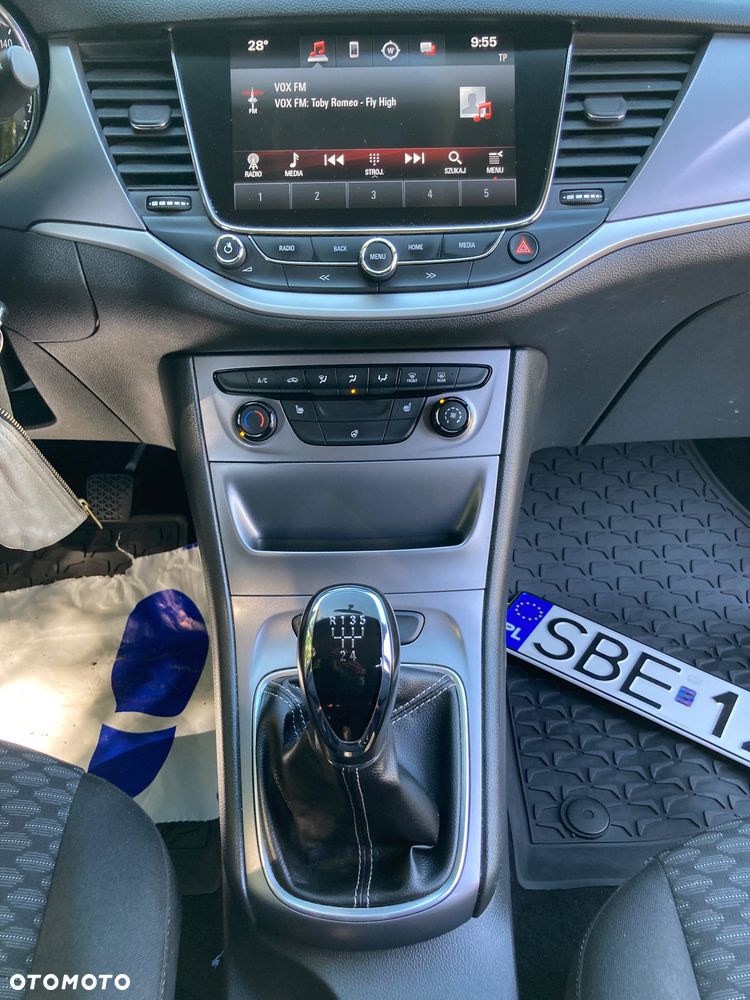 Opel Astra 1.4 Essentia - 14