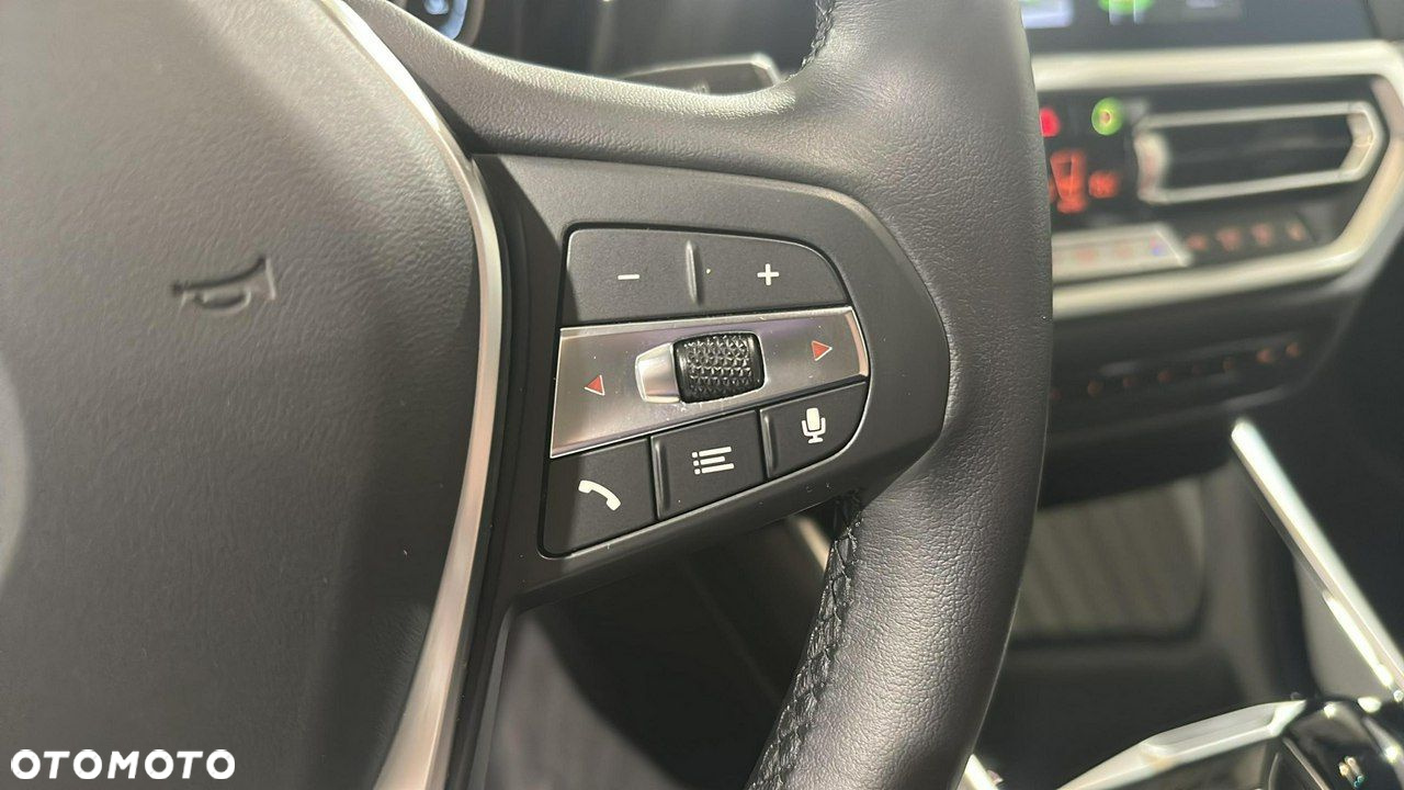 BMW Seria 3 - 23
