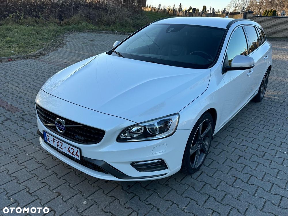 Volvo V60 D4 Drive-E R-Design Summum - 3