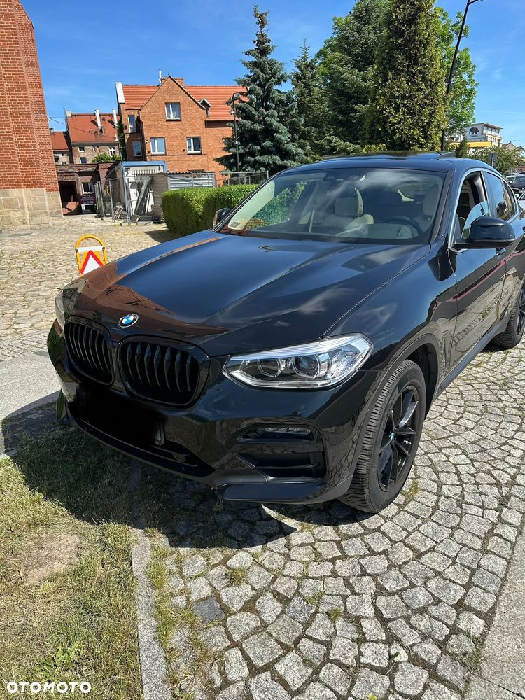 BMW X4 xDrive20i Advantage sport - 2