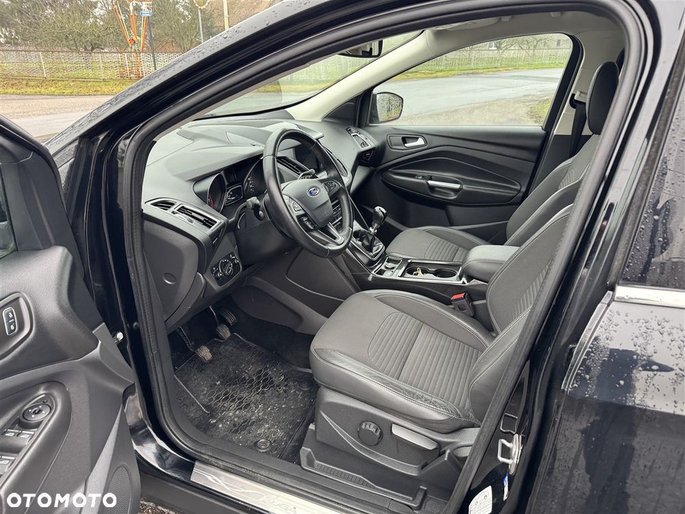 Ford Kuga 1.5 EcoBoost 2x4 Business Edition - 9