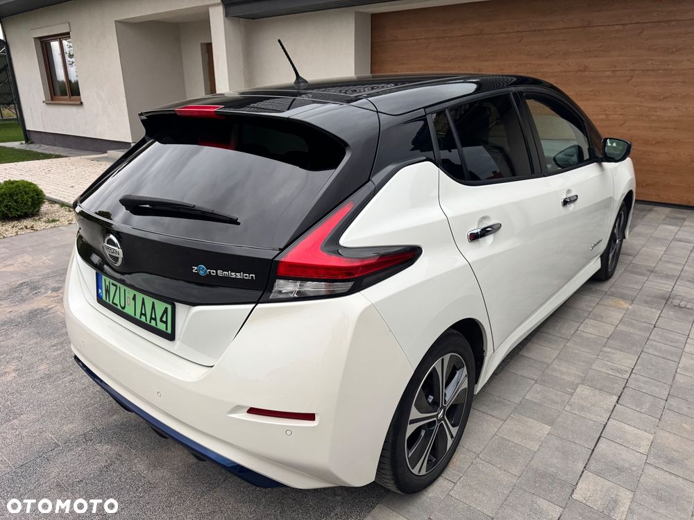 Nissan Leaf - 4