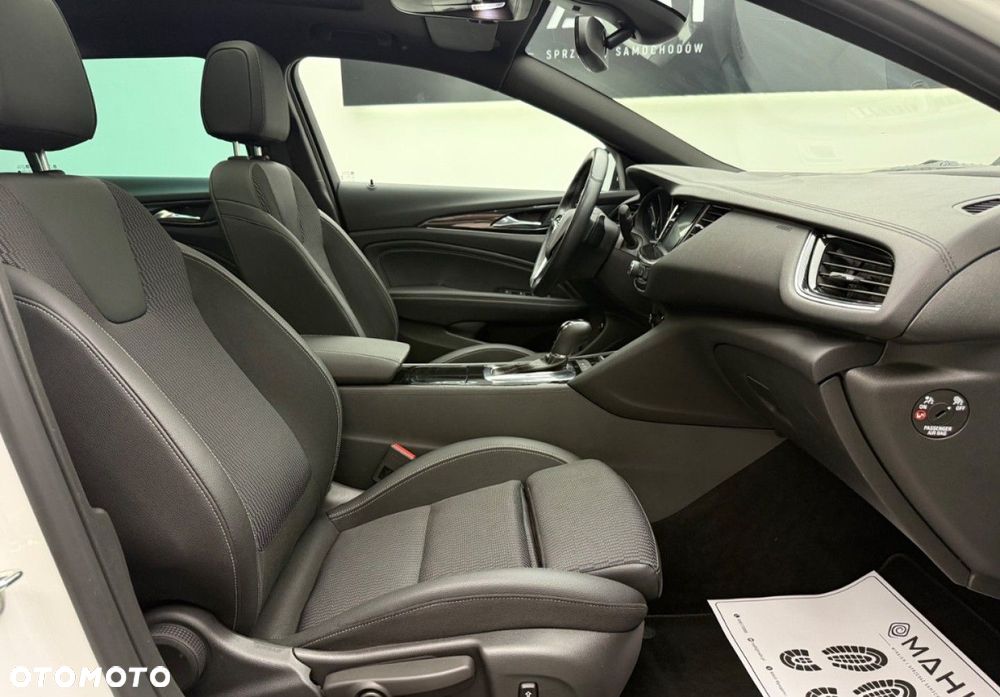 Opel Insignia 2.0 CDTI Innovation S&S - 18