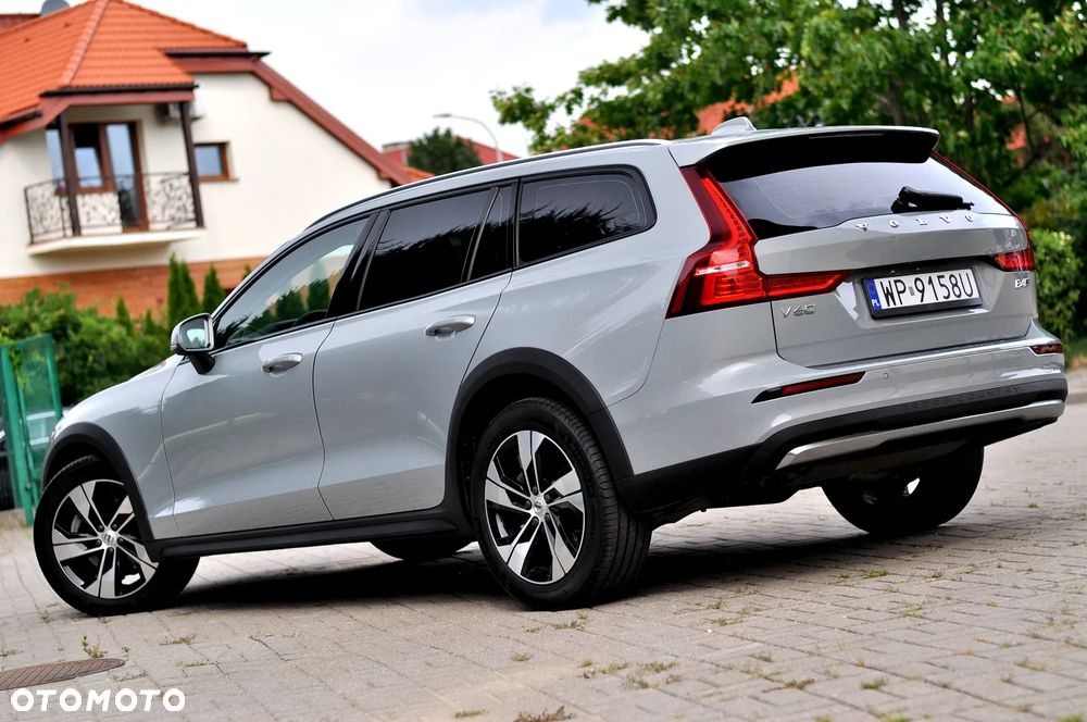 Volvo V60 Cross Country B4 D AWD Geartronic Pro - 13