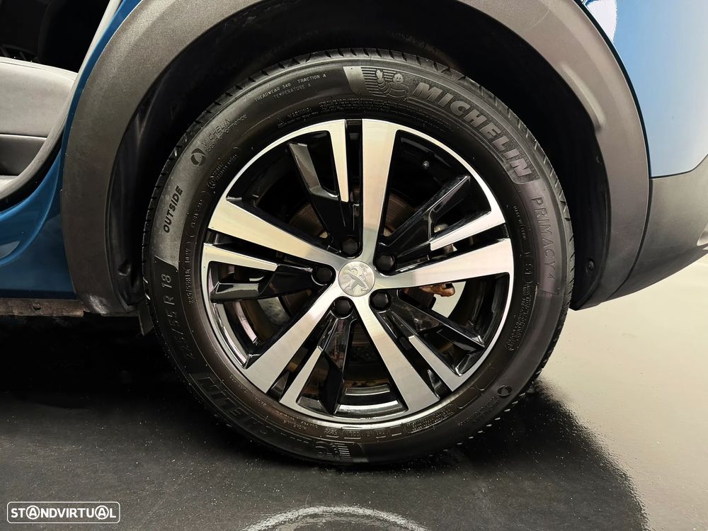 Peugeot 3008 1.6 Hybrid GT e-EAT8 - 7