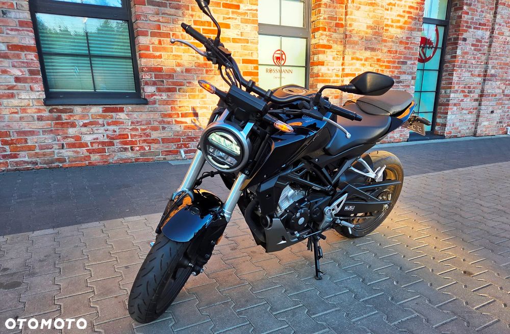 Honda CB - 2