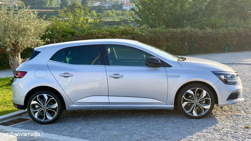 Renault Mégane - 9