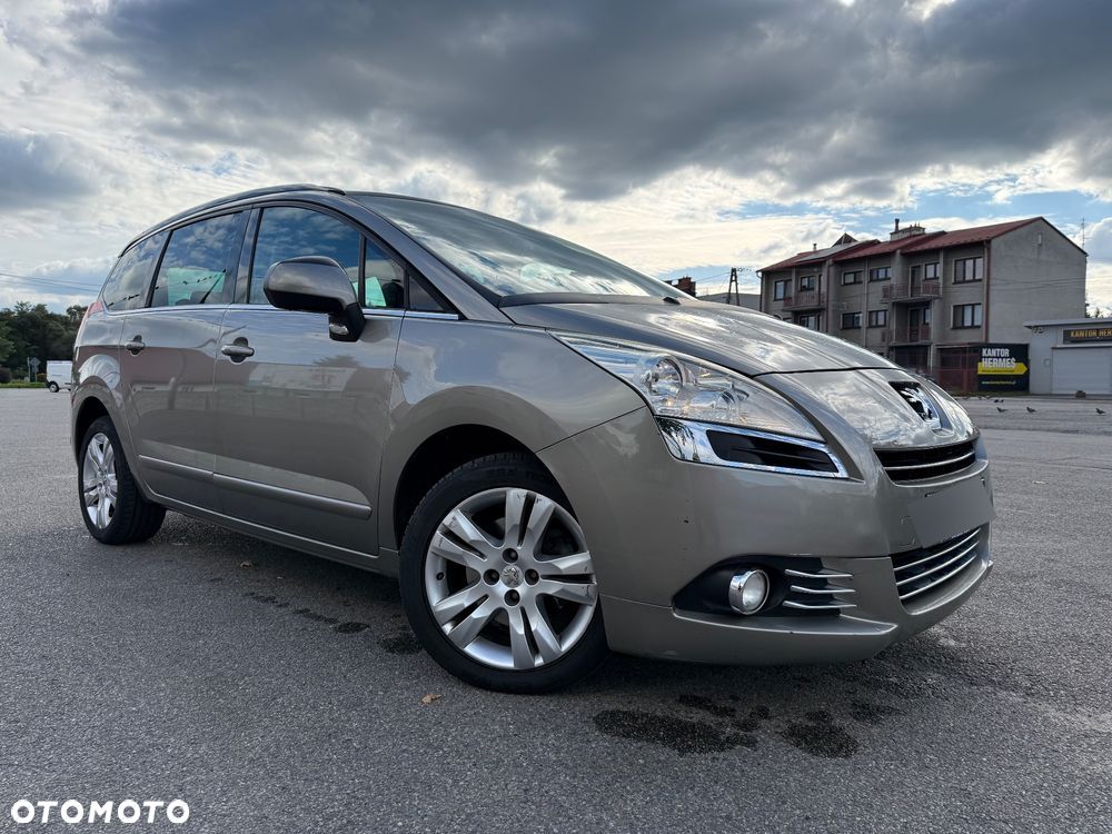 Peugeot 5008 - 3