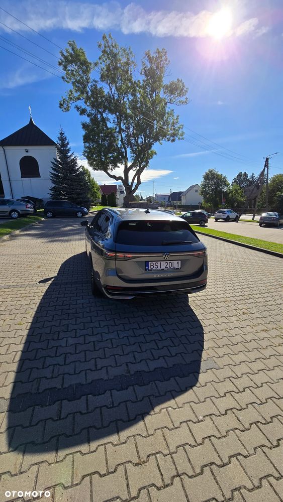 Volkswagen Passat 2.0 TDI SCR Style DSG - 10