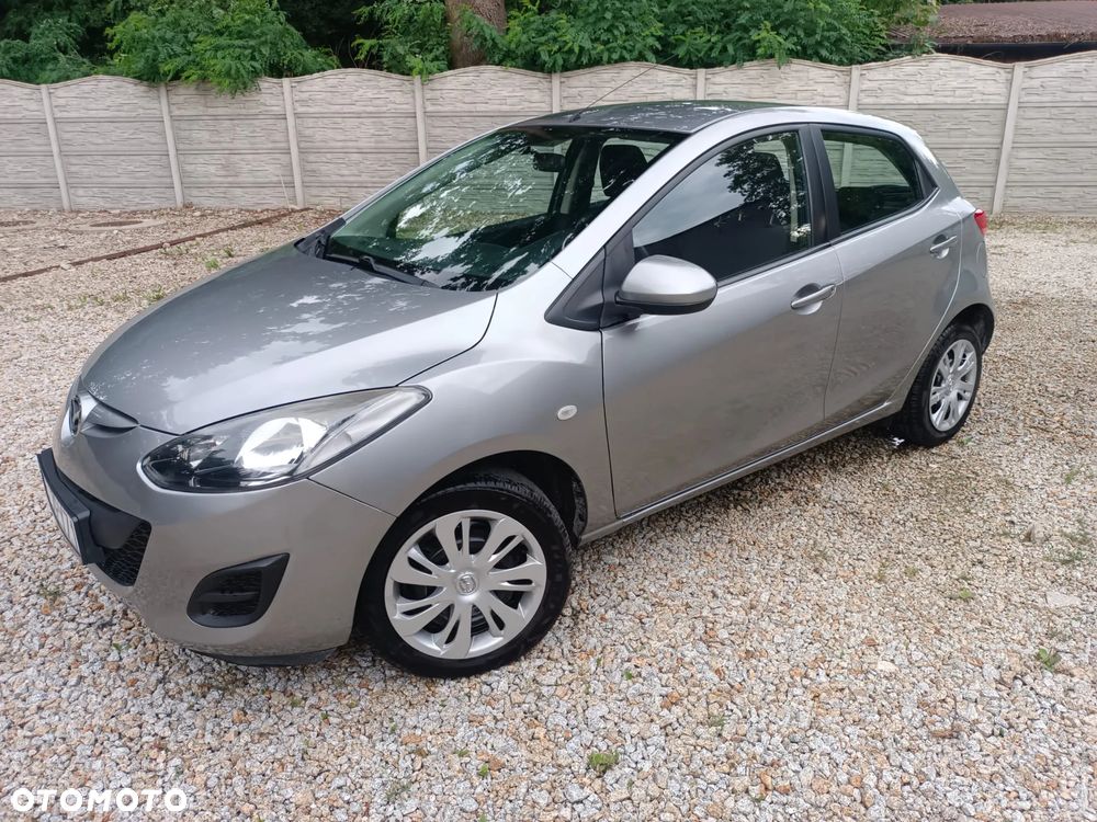 Mazda 2 - 9