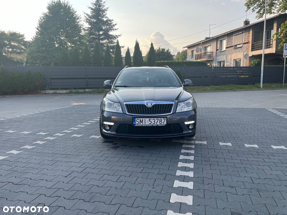 Skoda Octavia 2.0 TDI CR DPF DSG RS - 5