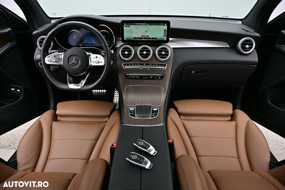 Mercedes-Benz GLC Coupe 350 e 4Matic 7G-TRONIC AMG Line - 18