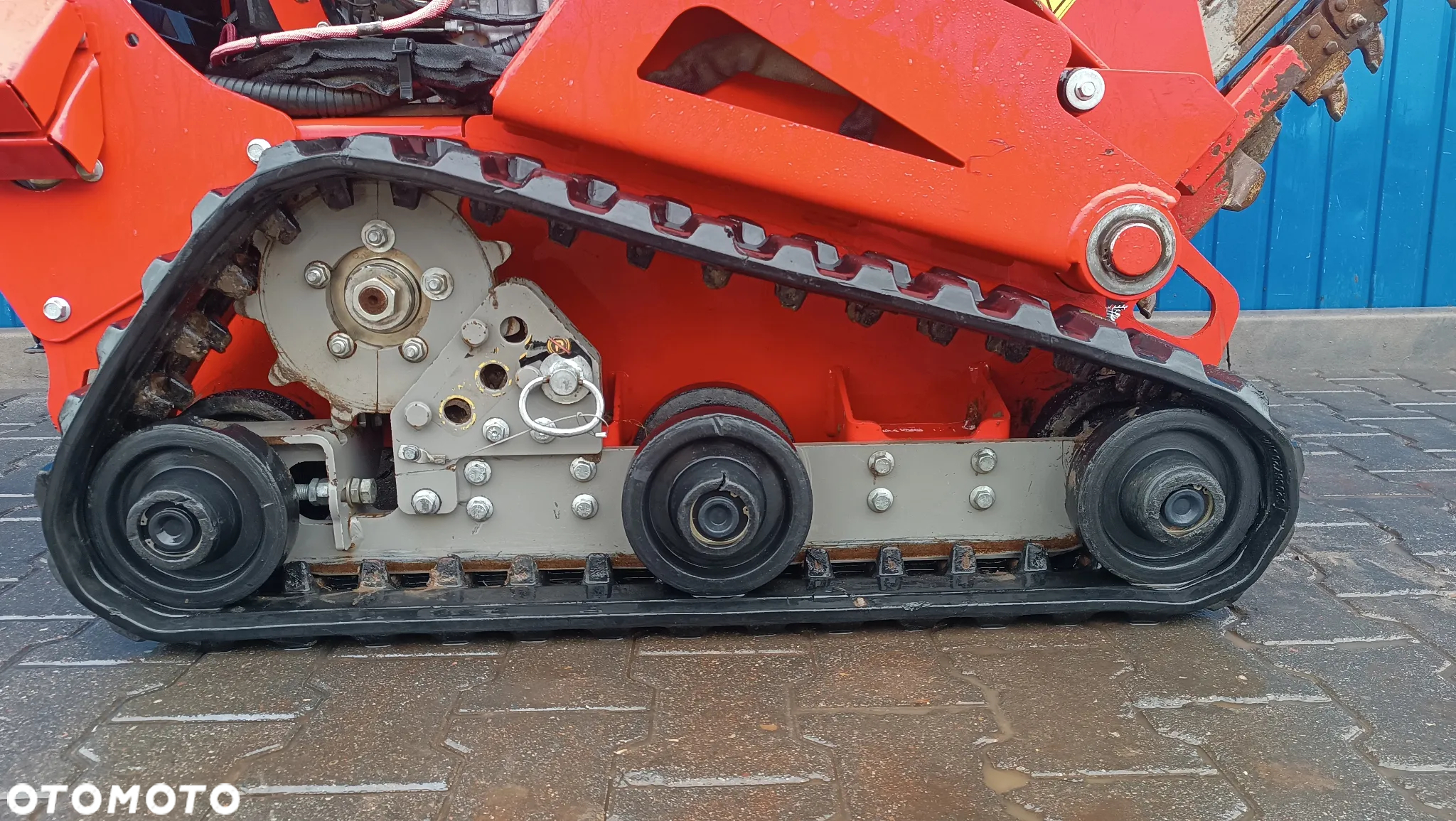 Ditch Witch C 24x - 3