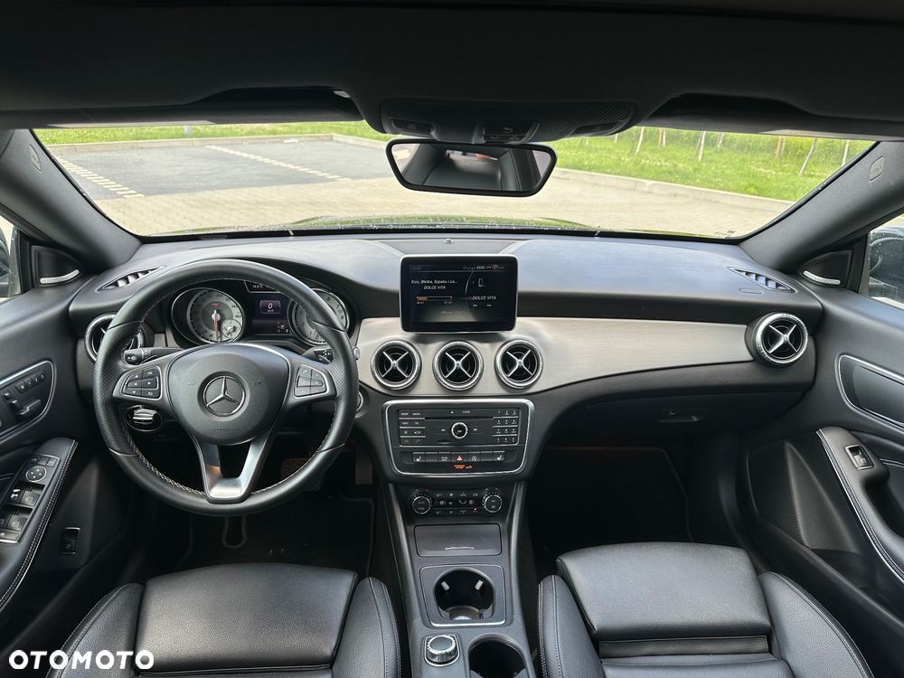Mercedes-Benz CLA 250 7G-DCT AMG Line - 9
