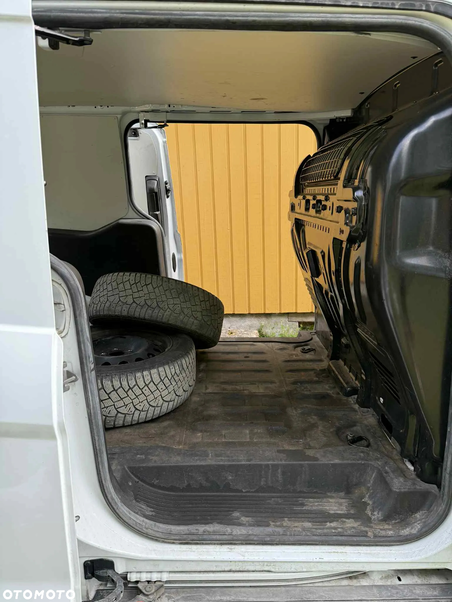 Ford Transit Connect 240 L2 LKW Autm Trend - 11