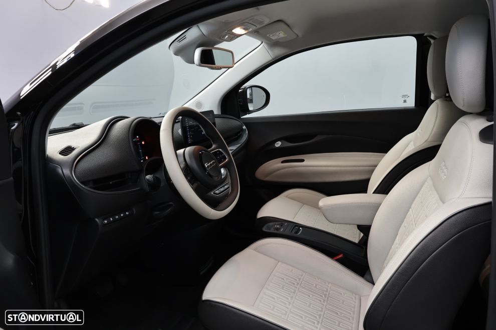 Fiat 500e La Prima - 24