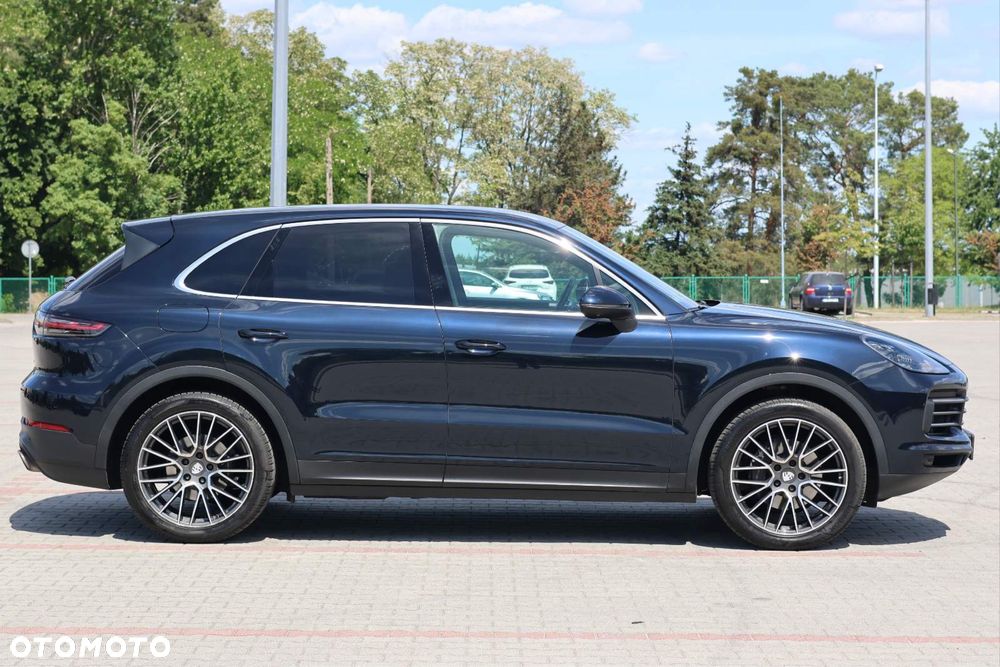 Porsche Cayenne - 5