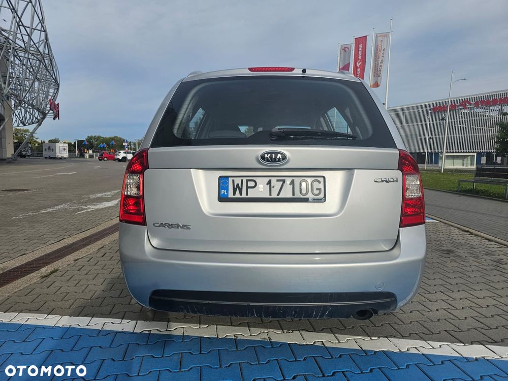 Kia Carens 2.0 CRDi Freedom 7os - 2